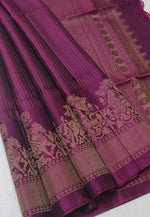 Load image into Gallery viewer, Classic Wine Red Double Warp Elegance Handloom Soft Silk Saree SS28505
