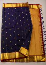 Load image into Gallery viewer, Classic Dark Navy Blue &amp; Dark Red Tiny Floral Motifs Bridal Elegance Kanchipuram Handloom Silk Saree SS28524
