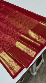Load and play video in Gallery viewer, Classic Carmine Red 2gm Zari Bridal Elegance Kanchipuram Handloom Silk Saree SS28137
