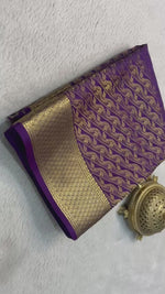 Load and play video in Gallery viewer, Classic Violet Elegance Mysore Silk Saree SS24620
