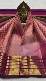 Load and play video in Gallery viewer, Classic Creamy Pink 2gm Zari Elegance Kanchipuram Handloom Silk Saree SS25366
