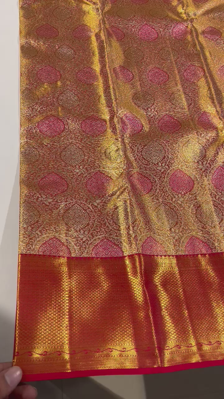 Classic Floral Gold & Chilli Red Silver 1gm Zari Bridal Elegance Kanchipuram Handloom Silk Saree SS24026