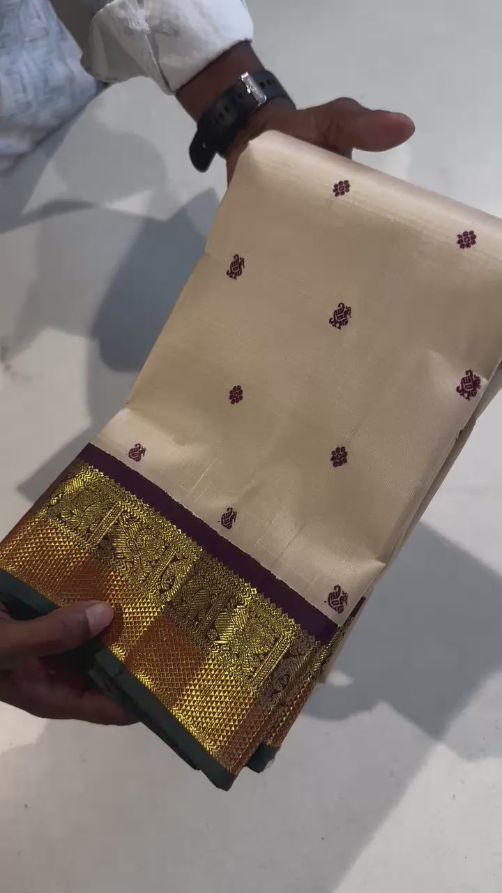 Classic Cream & Dark Coffee 3gm Zari Korvai Elegance Kanchipuram Handloom Silk Saree SS23662