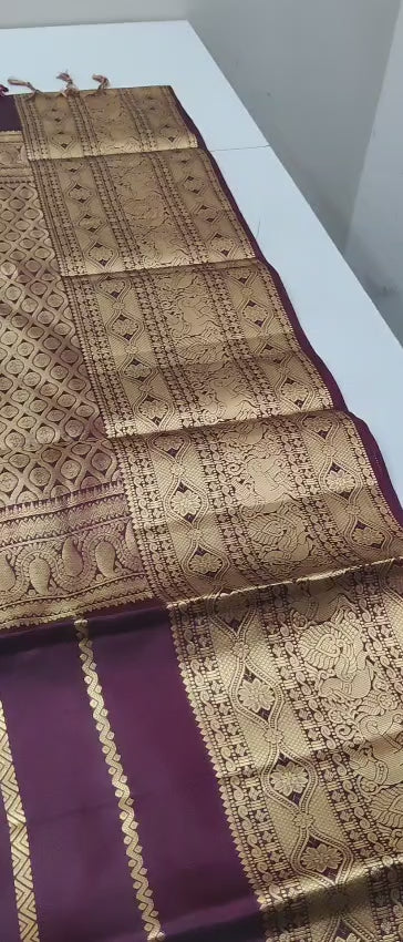 Classic Dark Chocolate Brown Elegance Handloom Soft Silk Saree SS25485
