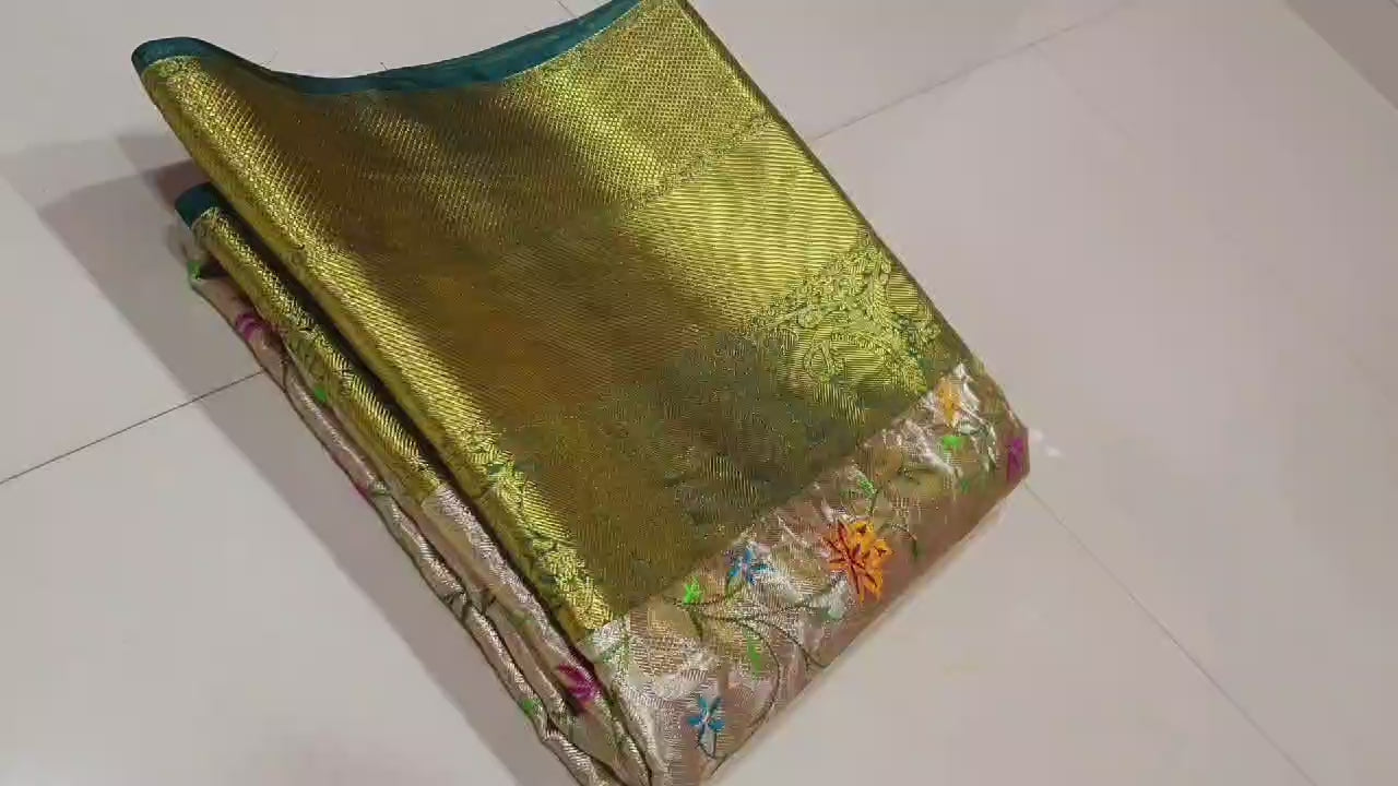 Classic White Silver Floral Embroidery 1gm Zari Elegance Kanchipuram Tissue Handloom Silk Saree SS24685