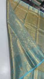 Load and play video in Gallery viewer, Classic Shimmer Gold &amp; Ice Blue Brocade Tissue Bridal Elegance Kanchipuram Handloom Silk Saree SS27282
