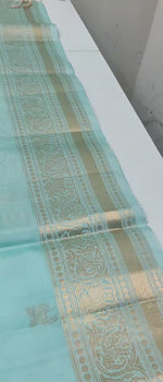 Load and play video in Gallery viewer, Classic Sky Blue Elegance Handloom Soft Silk Saree SS25640
