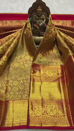 Load and play video in Gallery viewer, Classic Golden Mustard &amp; Brick Red 2gm Zari Bridal Elegance Kanchipuram Handloom Silk Saree SS25356
