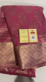 Load and play video in Gallery viewer, Classic  Creamy Pink Red Handwork Elegance Khaddi Banarasi Crepe Silk Saree SS25413

