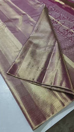 Load and play video in Gallery viewer, Classic Antique Gold &amp; Pink 2gm Zari Kanchipuram Handloom Silk Saree SS25844

