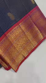 Load and play video in Gallery viewer, Classic Dark Chocolate Brown &amp; Brick Red 2gm Zari Elegance Kanchipuram Handloom Silk Saree SS28594
