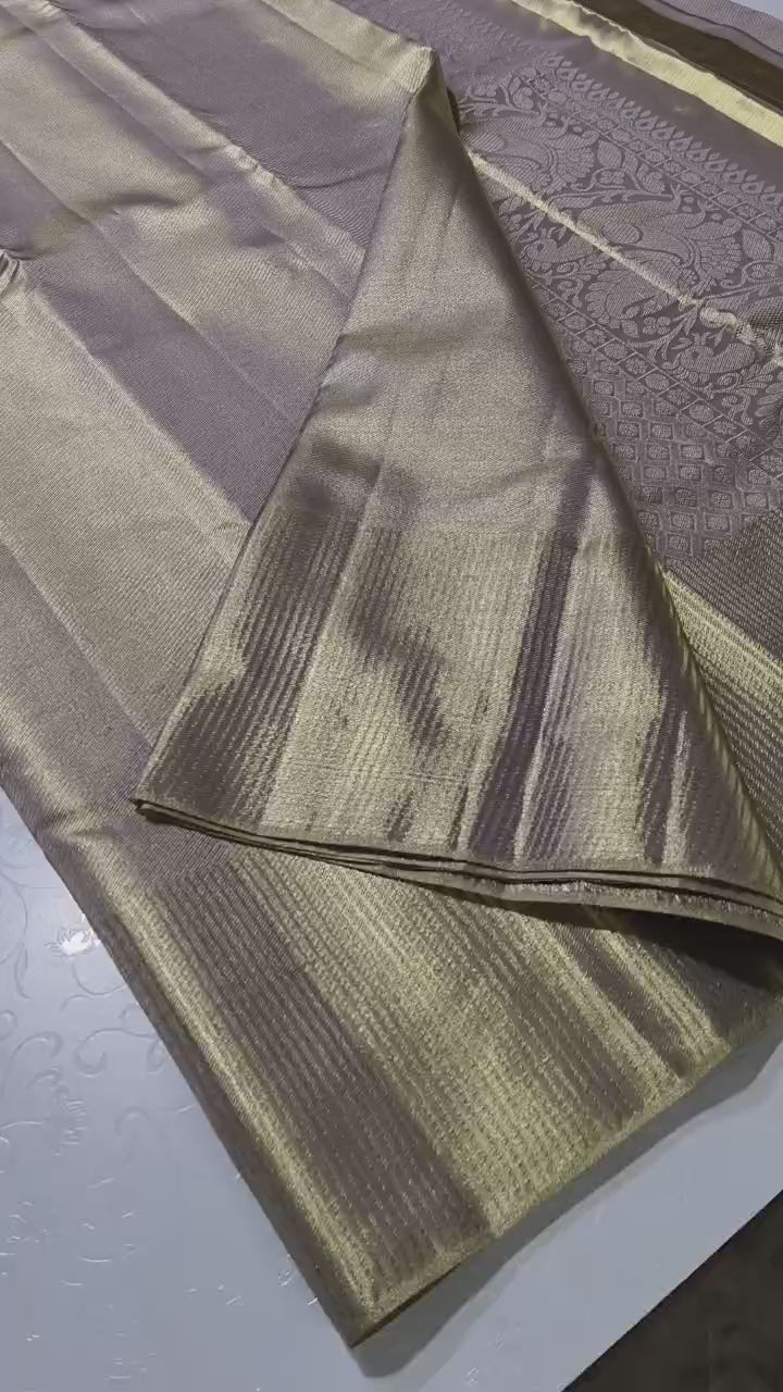 Classic Antique Gold 2gm Zari Kanchipuram Handloom Silk Saree SS25843