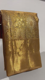 Load and play video in Gallery viewer, Classic Gold &amp; Silver 1gm Zari Bridal Elegance Kanchipuram Handloom Silk Saree SS25277
