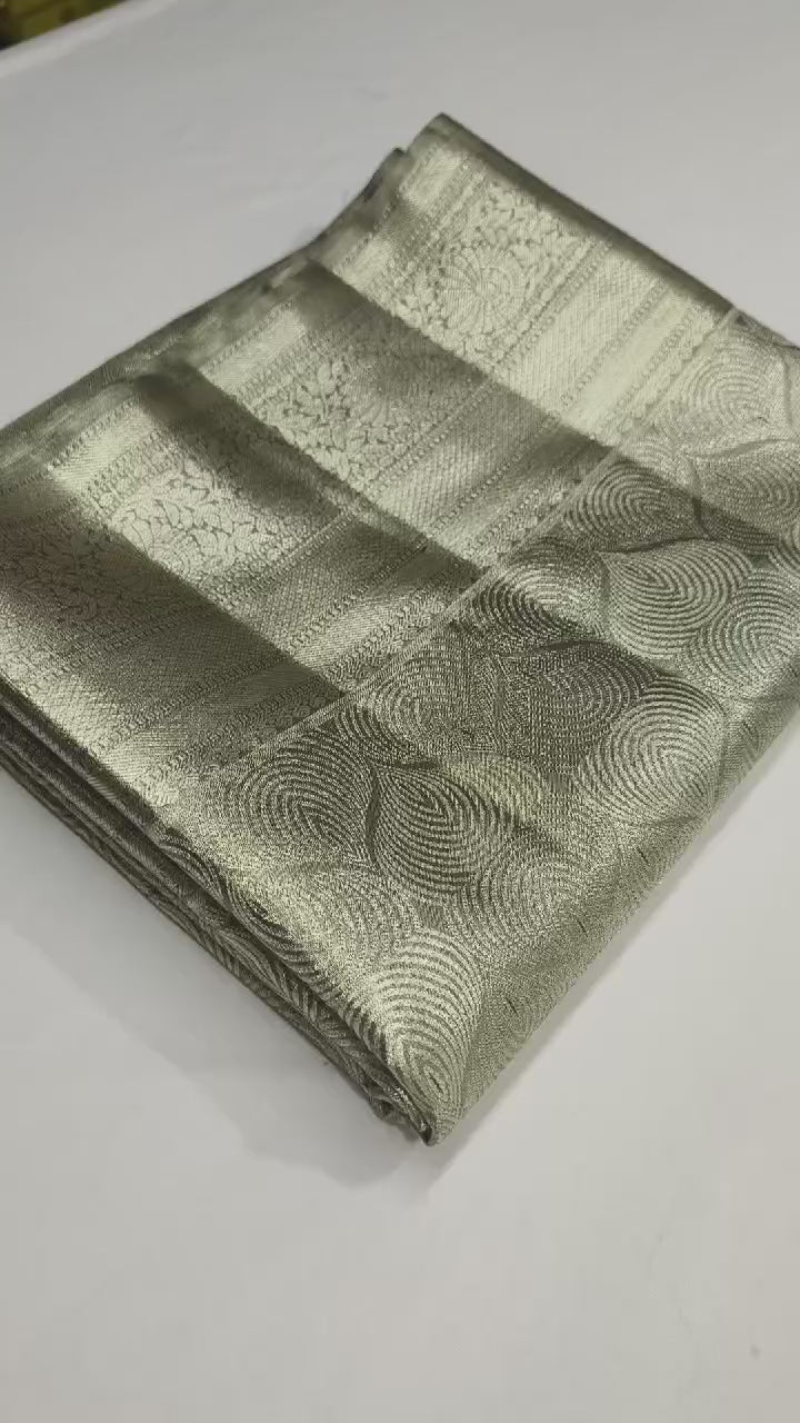 Classic Silver & Moss Green Bridal Elegance Kanchipuram Handloom Silk Saree SS24594