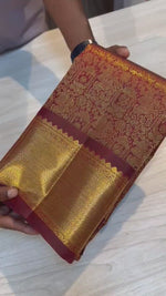 Load and play video in Gallery viewer, Classic Maroon 2gm Zari Brocade Bridal Elegance Kanchipuram Handloom Silk Saree SS25759
