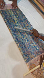 Load and play video in Gallery viewer, Classic Imperial Blue &amp; Blush Pink Elegance Kanchipuram Handloom Silk Saree SS28084

