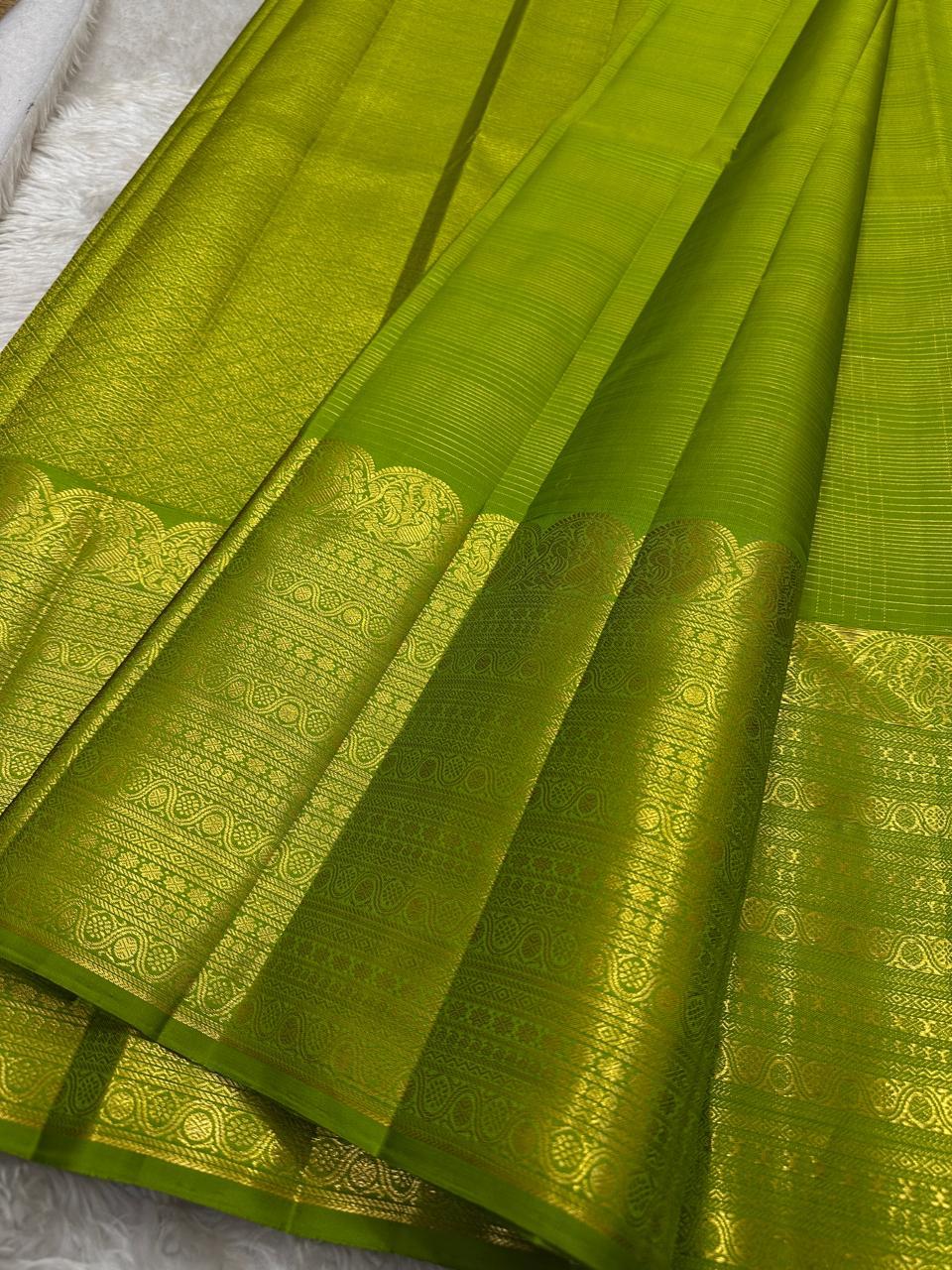 Classic Lime Green Bridal Elegance Kanchipuram Handloom Silk Saree SS26169