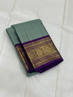 Load image into Gallery viewer, Classic Fern Green &amp; Violet 2gm Vintage Checks Zari Kanchipuram Handloom Silk Saree SS26157
