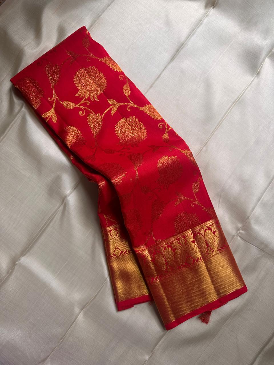 Classic Scarlet Red Kanchipuram Handloom Silk Saree SS26184