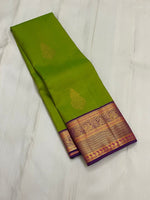 Load image into Gallery viewer, Classic Spring Green &amp; Vadamalli 1gm Zari Korvai Kanchipuram Handloom Silk Saree SS26159
