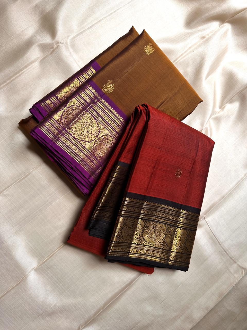 Classic Maroon & Carbon Black Kanchipuram Handloom Silk Saree SS26168
