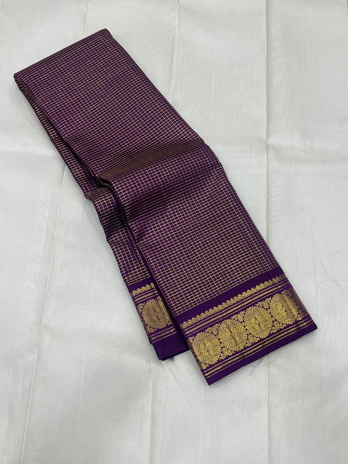 Classic Vadamalli 2gm Zari Vintage Checks Kanchipuram Handloom Silk Saree SS26160