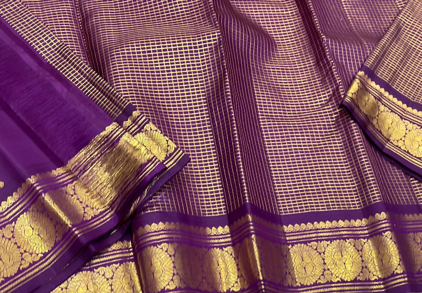 Classic Vadamalli 2gm Zari Vintage Checks Kanchipuram Handloom Silk Saree SS26160