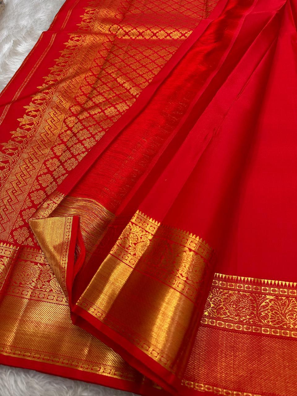Classic Scarlet Red Bridal Elegance Kanchipuram Handloom Silk Saree SS26174