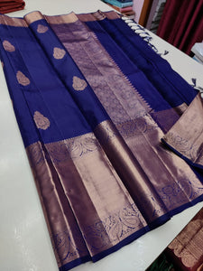 Dark Navy Blue Elegance Pure Kanchipuram Silk Saree SS3872
